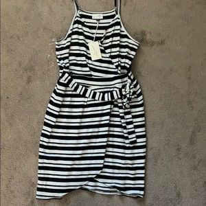 Universal Thread dress